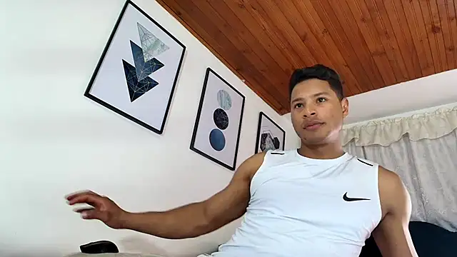 sam her online show from October 2025 09:01:01 PM