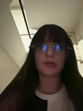 Megan lu2 online show from January 2025 05:47:02 AM