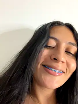 Sophie  Foxxx online show from November 2025 12:02:01 AM