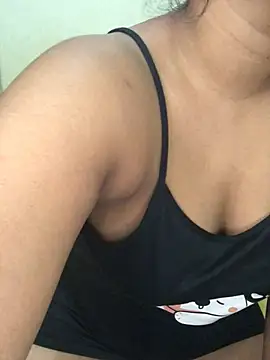 Rose Olivia online show from February 2025 05:25:02 PM