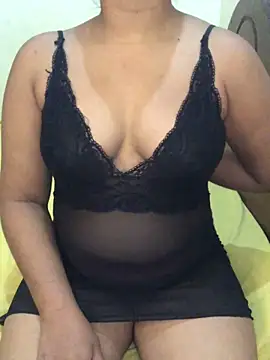 Rose Olivia online show from March 2025 05:04:01 PM