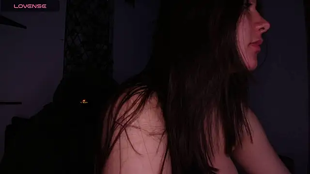 kisstarxxx online show from July 2026 03:00:02 AM
