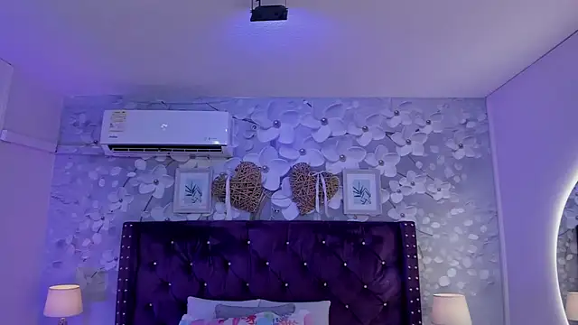 dalila salazar online show from July 2026 03:15:01 AM