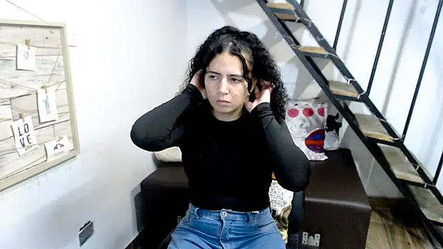Snapshot of samantha_baby_ chatting on February 2025 02:58:01 AM samantha baby online show from February 2025 02:58:01 AM