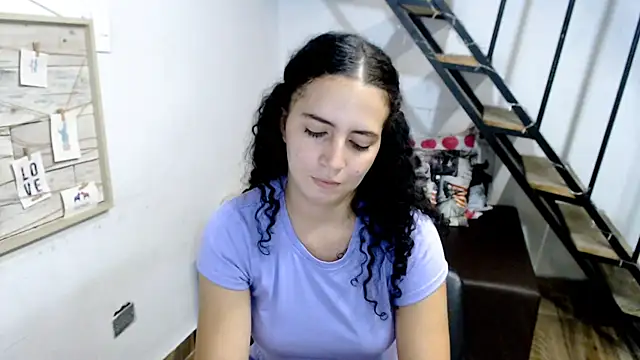 Snapshot of samantha_baby_ chatting on February 2025 10:17:02 PM samantha baby online show from February 2025 10:17:02 PM