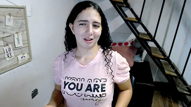 Snapshot of samantha_baby_ chatting on March 2025 06:50:01 PM samantha baby online show from March 2025 06:50:01 PM