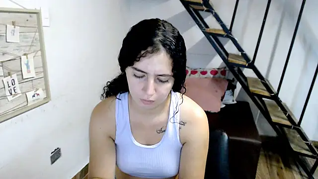 Snapshot of samantha_baby_ chatting on March 2025 11:27:01 PM samantha baby online show from March 2025 11:27:01 PM