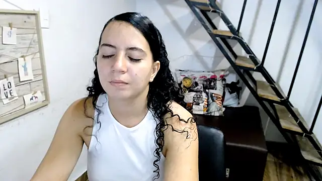 Snapshot of samantha_baby_ chatting on March 2025 09:24:01 PM samantha baby online show from March 2025 09:24:01 PM
