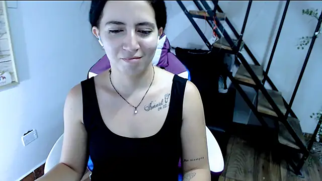 Snapshot of samantha_baby_ chatting on September 2025 06:41:02 PM samantha baby online show from September 2025 06:41:02 PM