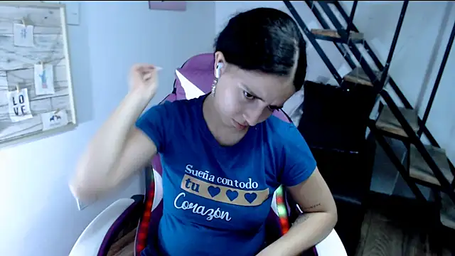 Snapshot of samantha_baby_ chatting on September 2025 07:28:01 PM samantha baby online show from September 2025 07:28:01 PM
