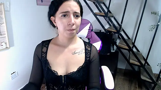 Snapshot of samantha_baby_ chatting on October 2025 05:00:01 PM samantha baby online show from October 2025 05:00:01 PM