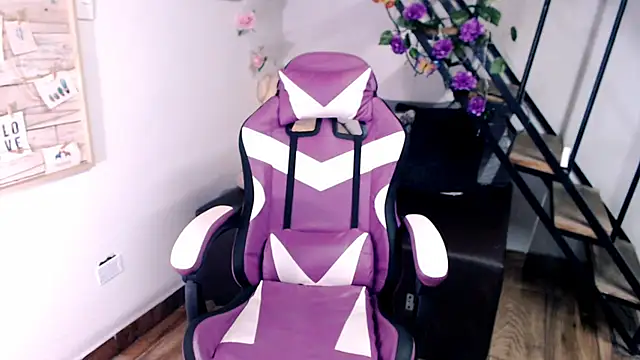 samantha baby  online show from February 2026 06:28:02 PM