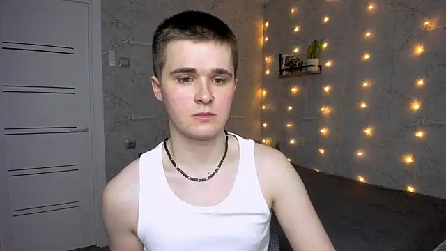 Snapshot of Mark_Bearcub chatting on January 2026 01:44:02 AM Mark Bearcub online show from January 2026 01:44:02 AM