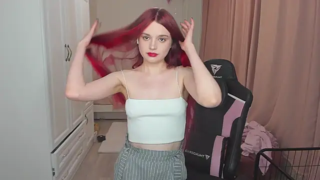 Snapshot of lil_cassie chatting on May 2026 06:47:02 PM lil cassie online show from May 2026 06:47:02 PM