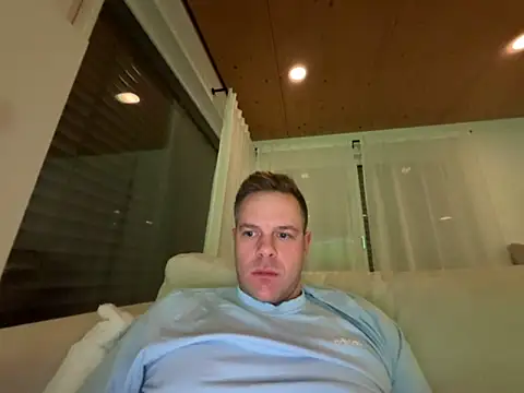 Danii0790 online show from November 2025 09:09:02 PM