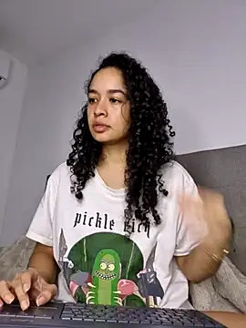 angela  98 online show from January 2026 10:42:02 AM