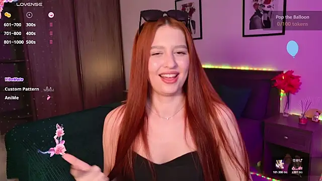 Snapshot of EleanorePeach chatting on May 2026 05:29:01 PM EleanorePeach online show from May 2026 05:29:01 PM