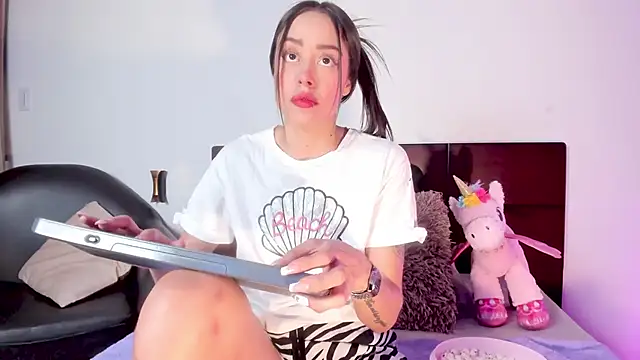 NoraDasilva online show from January 2025 12:28:01 AM