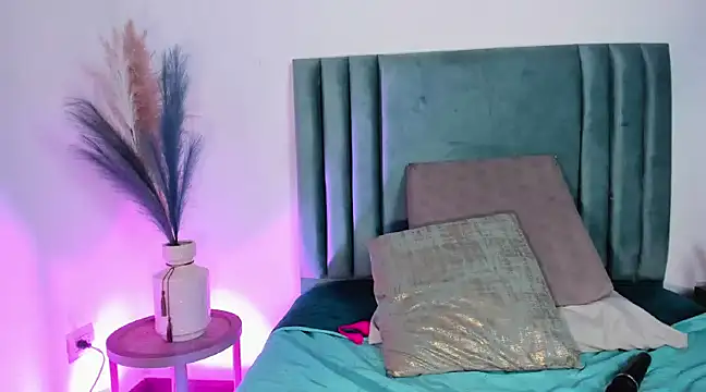 NoraDasilva online show from February 2025 03:23:02 AM