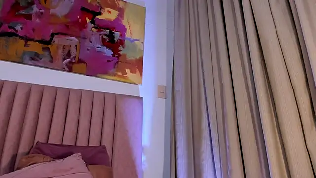 NoraDasilva online show from September 2025 11:49:02 PM