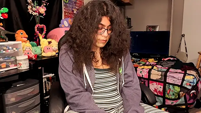 ShinyCherub online show from October 2025 05:38:01 AM