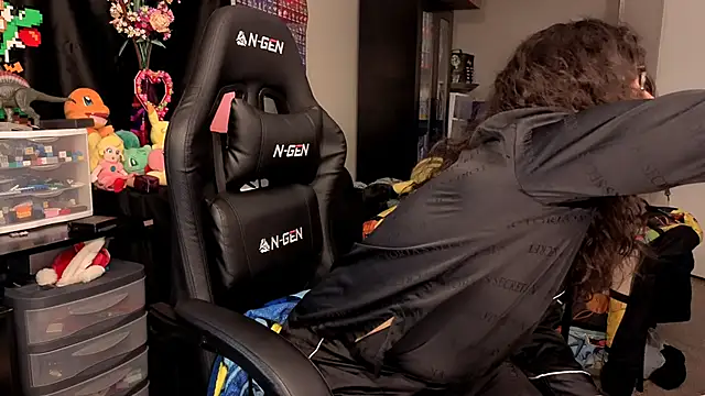 ShinyCherub online show from October 2025 04:33:01 AM