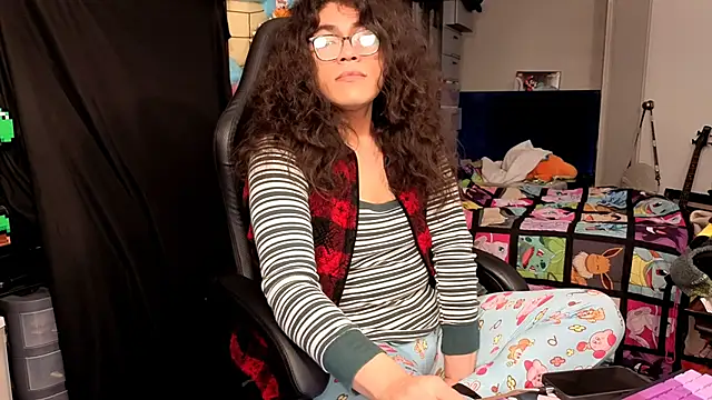 ShinyCherub online show from November 2025 06:39:03 AM