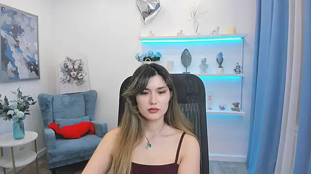AnneTLi online show from June 2026 12:32:02 AM