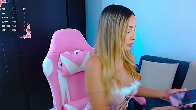 im grecia online show from February 2026 07:47:02 PM