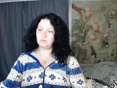 Lillian2 online show from November 2025 10:53:02 PM