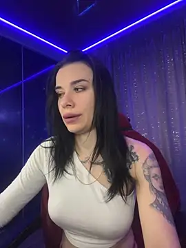 Queen of pain online show from December 2025 05:57:01 AM