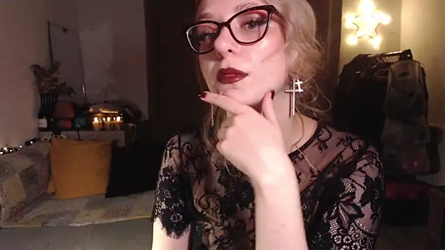 Snapshot of welliza chatting on November 2025 10:09:01 PM welliza online show from November 2025 10:09:01 PM