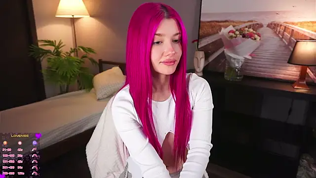 ShirleyCarolyn online show from December 2024 01:54:01 AM