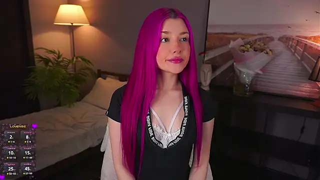 ShirleyCarolyn online show from December 2024 07:43:02 PM