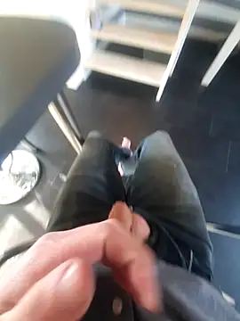 jk1981jk online show from February 2026 03:00:01 PM