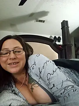 angelbaby1998 online show from November 2025 07:14:01 AM