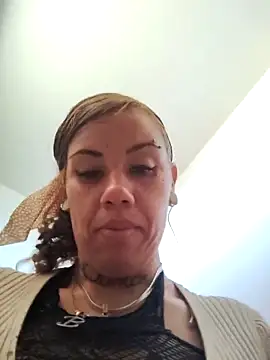 assonphatphat online show from November 2025 10:09:02 PM