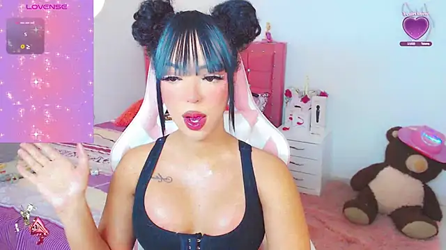 Tanedra collings online show from December 2025 01:35:01 AM