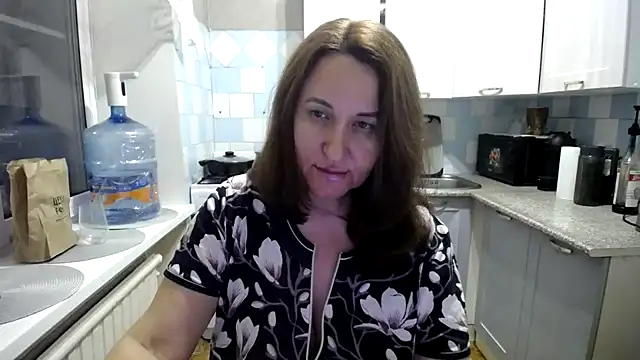 DonnaMagdalena online show from December 2024 04:23:01 PM