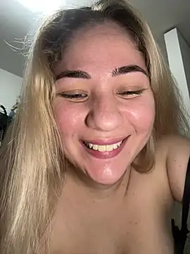Snapshot of Celestedubois chatting on April 2026 02:51:02 AM Celestedubois online show from April 2026 02:51:02 AM