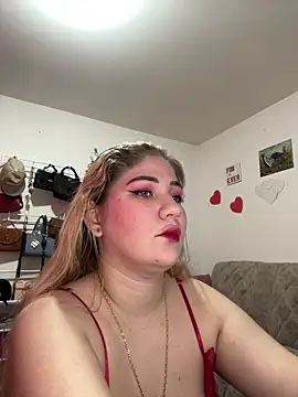 Snapshot of Celestedubois chatting on May 2026 06:24:02 PM Celestedubois online show from May 2026 06:24:02 PM