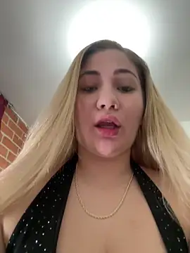 Snapshot of Celestedubois chatting on May 2026 11:12:01 PM Celestedubois online show from May 2026 11:12:01 PM