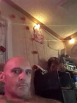 ClydeCan409 online show from July 2026 11:29:01 PM