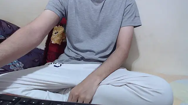 Alexdelarge323 online show from June 2026 02:39:01 PM
