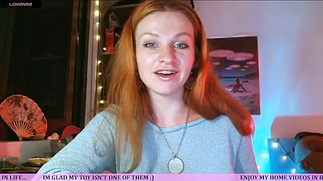 Snapshot of Cassie_Wild chatting on May 2026 01:40:01 PM Cassie Wild online show from May 2026 01:40:01 PM