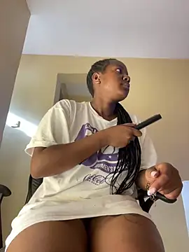 Snapshot of _EVE__ chatting on April 2026 05:19:08 AM EVE online show from April 2026 05:19:08 AM