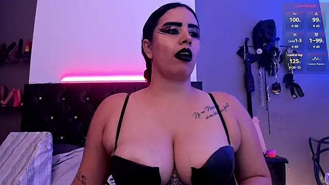 MariaGaitan online show from November 2025 07:02:02 PM