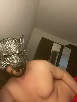 Tomhot3869 online show from March 2025 03:19:01 PM