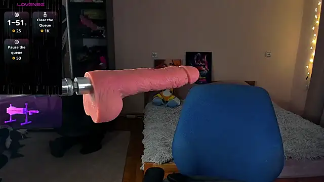 Cherry  Girl online show from November 2025 04:41:02 PM