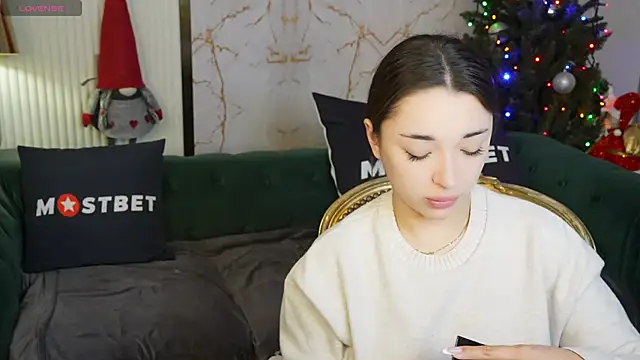 Jasmine Flow online show from December 2024 07:47:02 AM